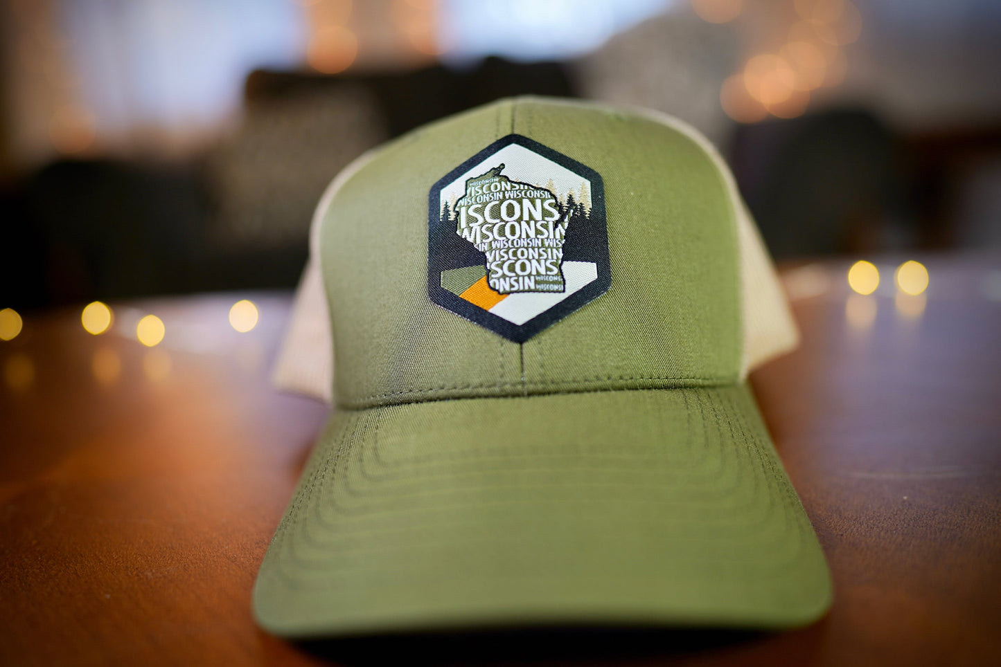 "Vintage Wisconsin" Design Trucker Hat (Khaki Mesh/ Moss Green Fabric)