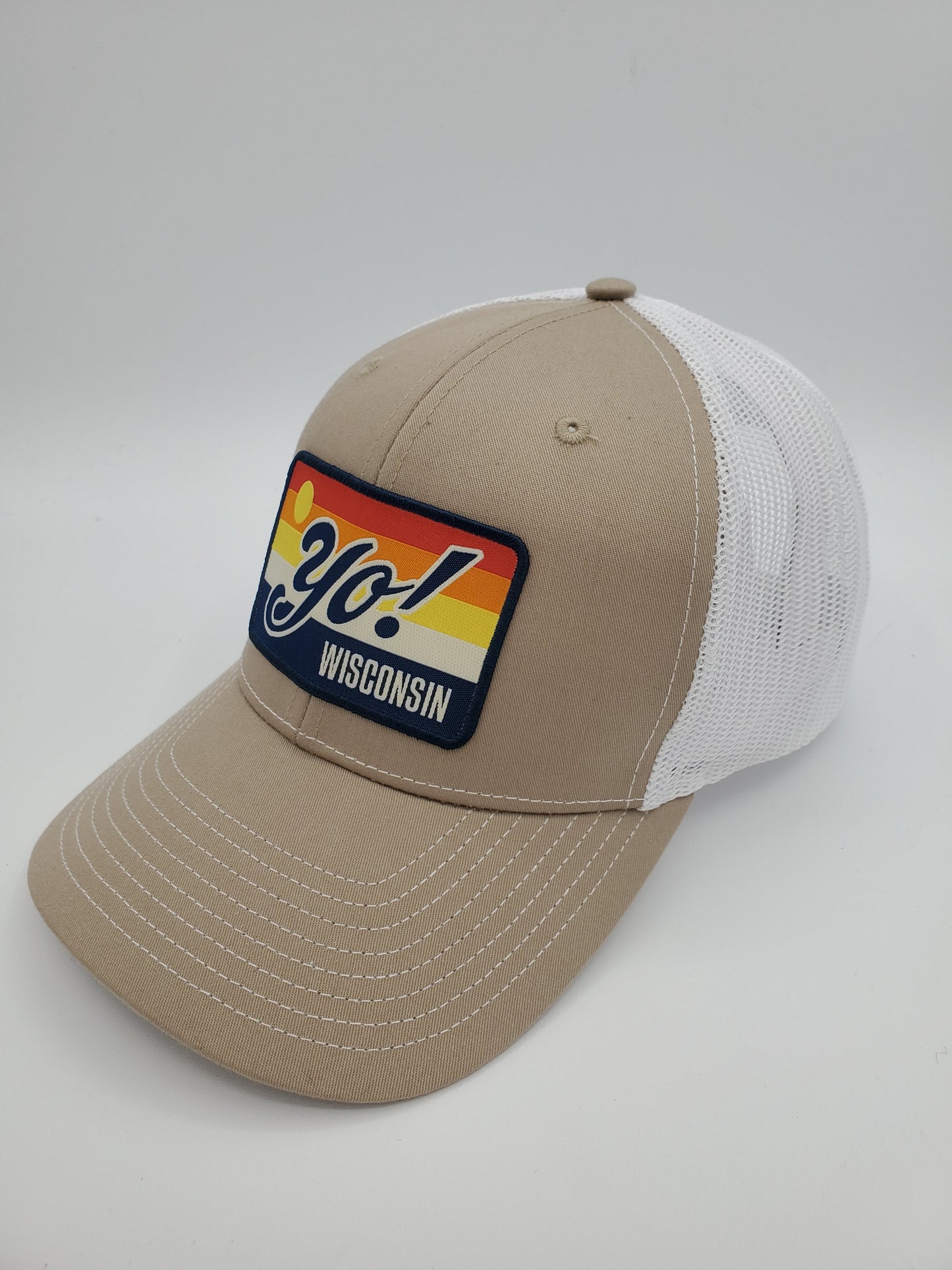 "YO! Wisconsin" Retro Design Trucker Hat (White Mesh/ Khaki Fabric)